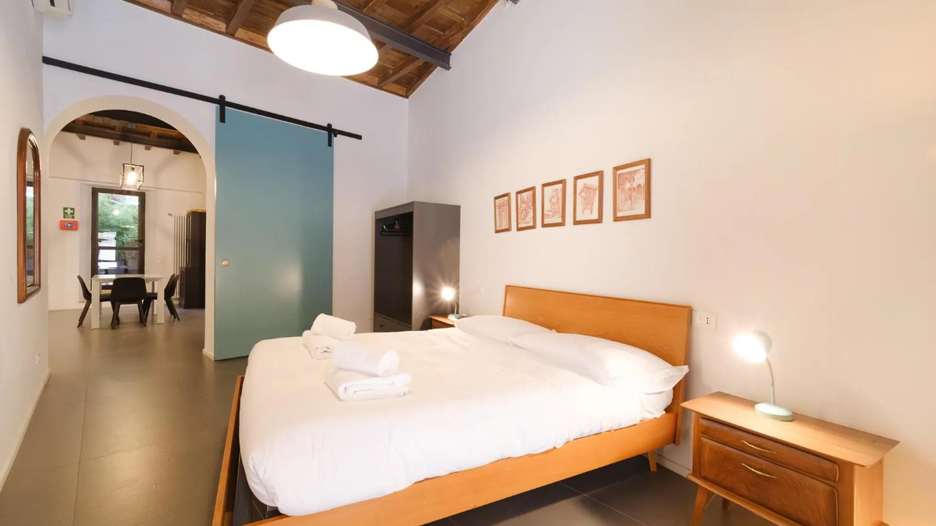 Appartement Golden House Buddyrent Rome